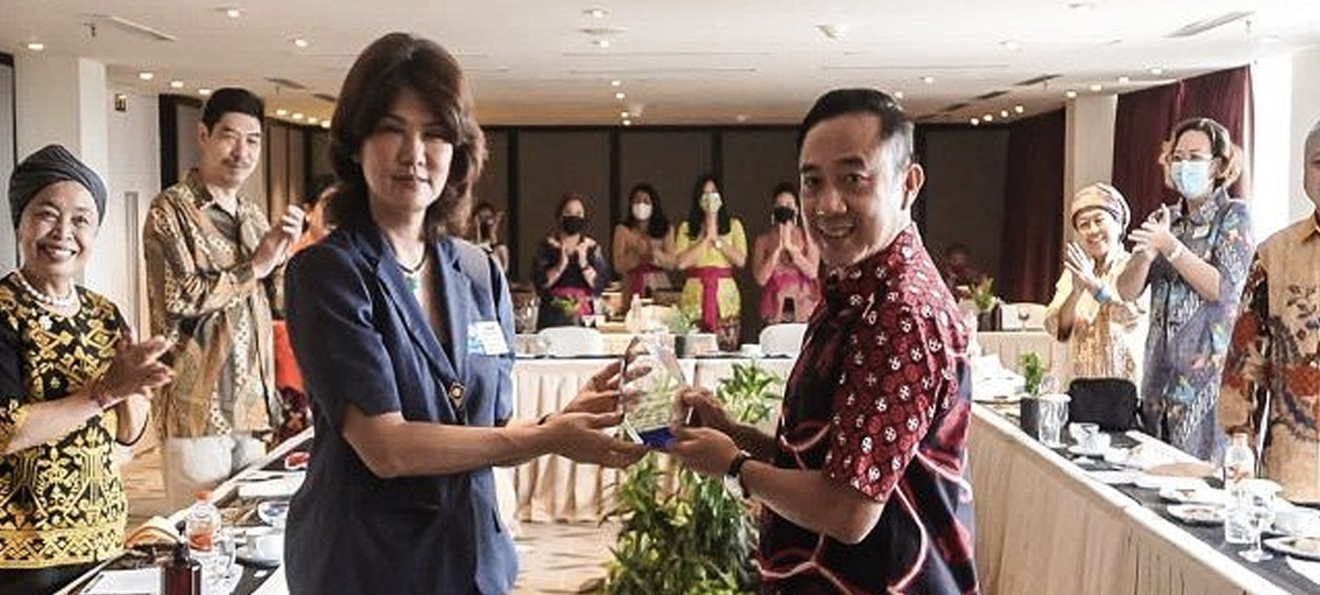 Rotary Gave an Award to Alex P Chandra as the Founder of BPR Lestari