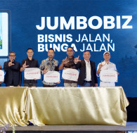 Tutup Tahun, BPR Lestari Bali Bagi-Bagi Hadiah
